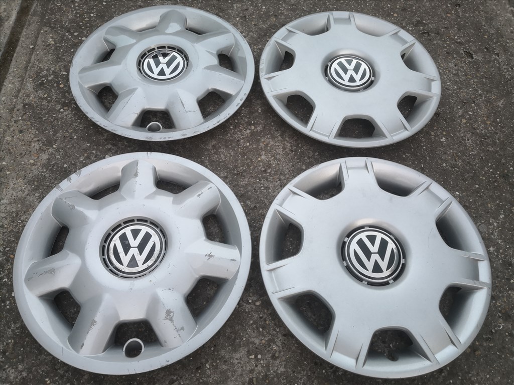 Volkswagen 14-es gyári dísztárcsa 1. kép