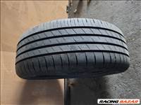 1db 215/50 R17 Goodyear EfficientGrip Performance Nyári gumi eladó!!! ára! 15000Ft 6,5mm minta