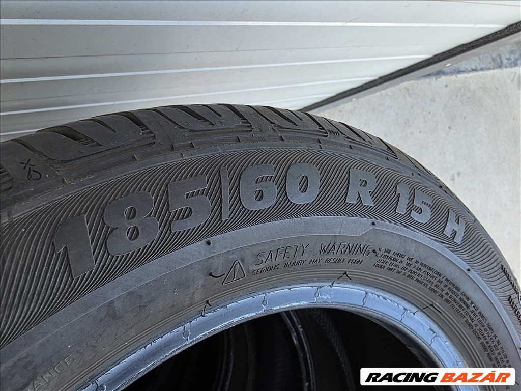 185/60R15 Semperit garnitúra szinte újszerű állapotban eladó! 4. kép