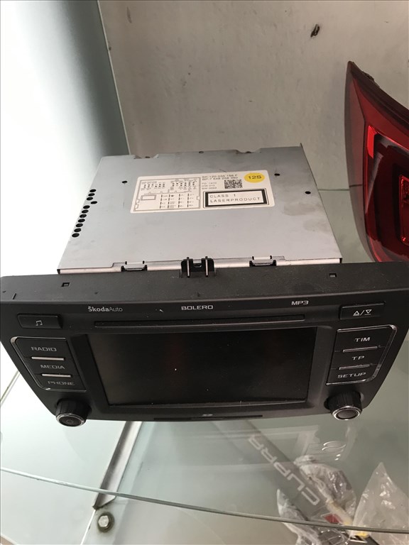 Skoda Octavia II FL * BOLERO fejegység 1z0035156f 2. kép