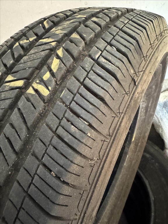  255/7018" használt Bridgestone négyévszakos gumi gumi 4. kép