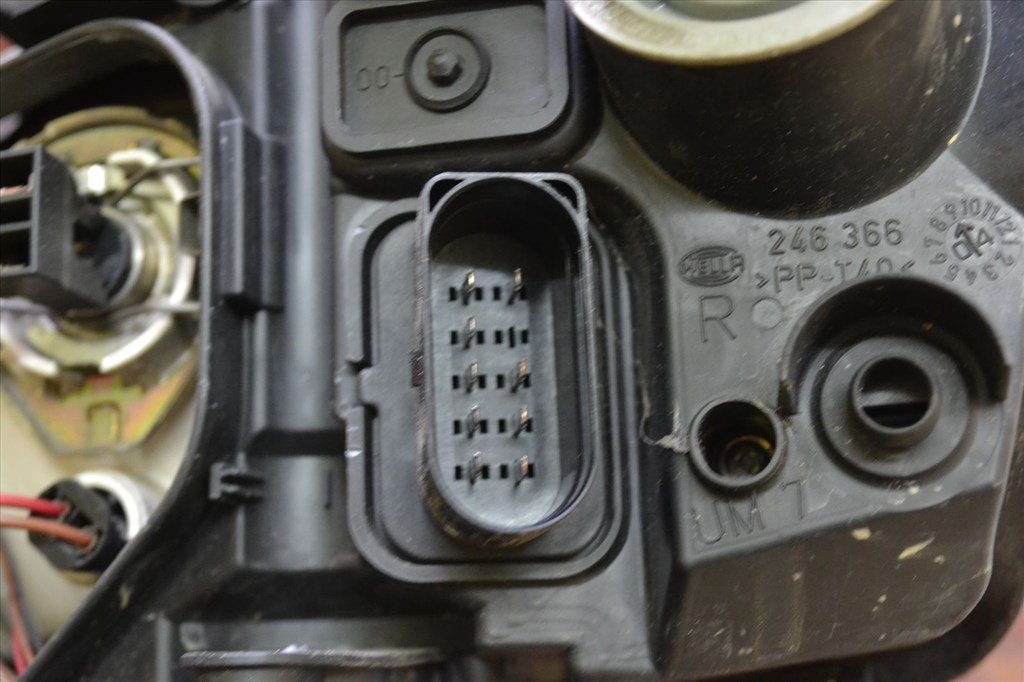 Skoda Fabia I jobb első lámpa, fényszóró! Gyári 6. kép