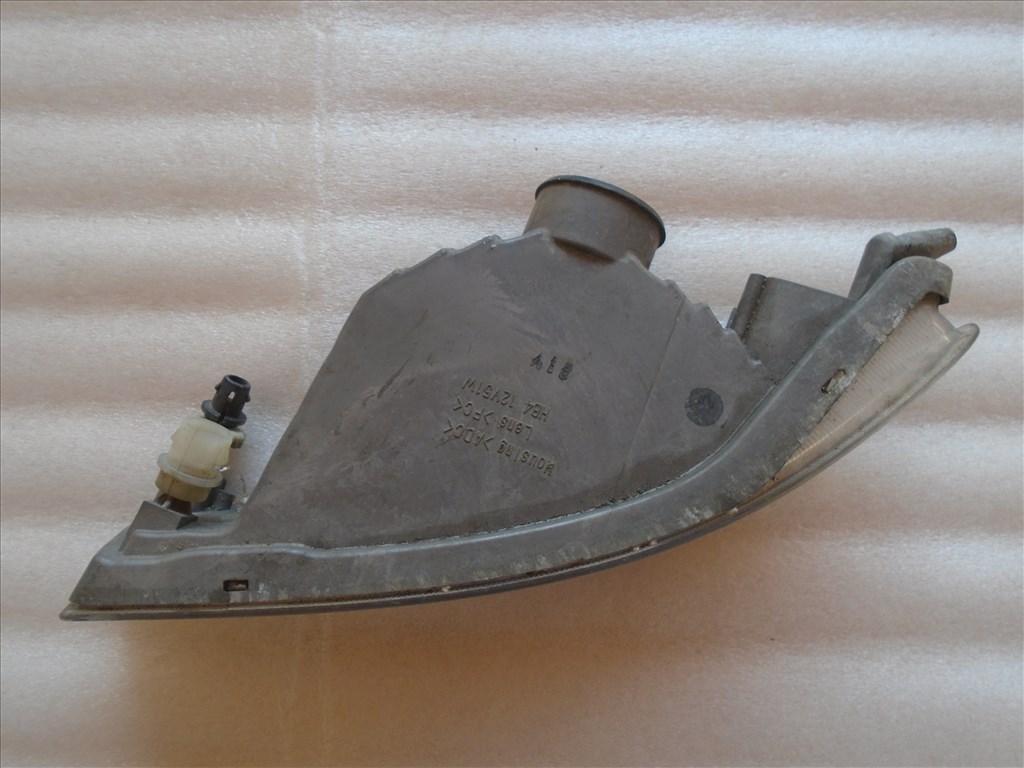 Toyota Corolla (E120/E130) bal első index  2. kép