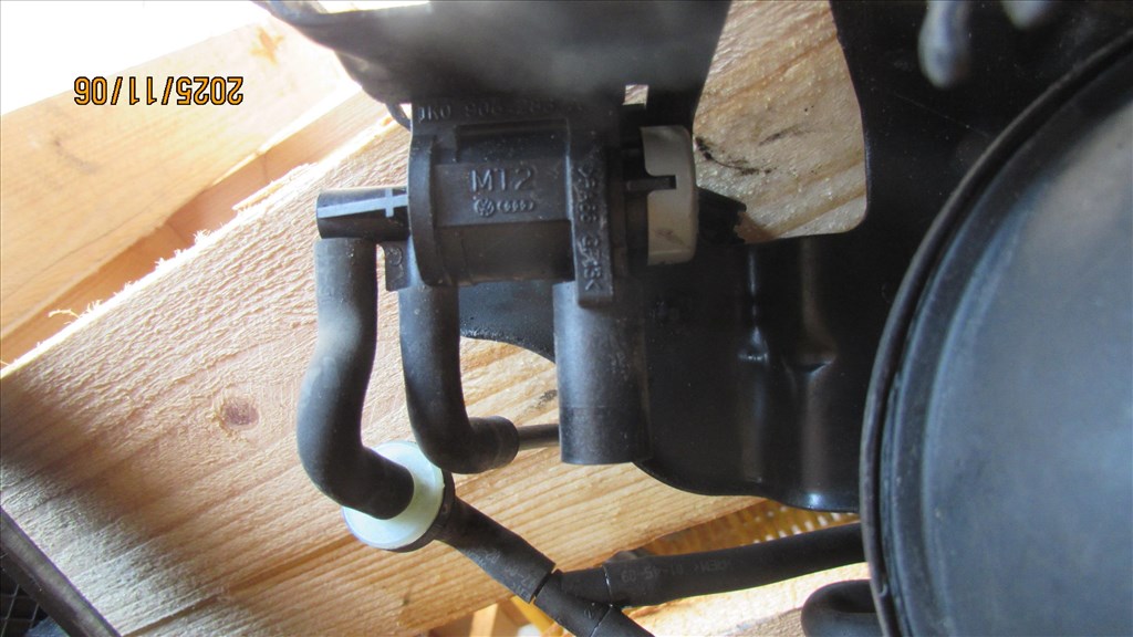 Audi A4 (B8 - 8K) 2.0 TDI quattro vákuumszelep 1k0906283a 2. kép