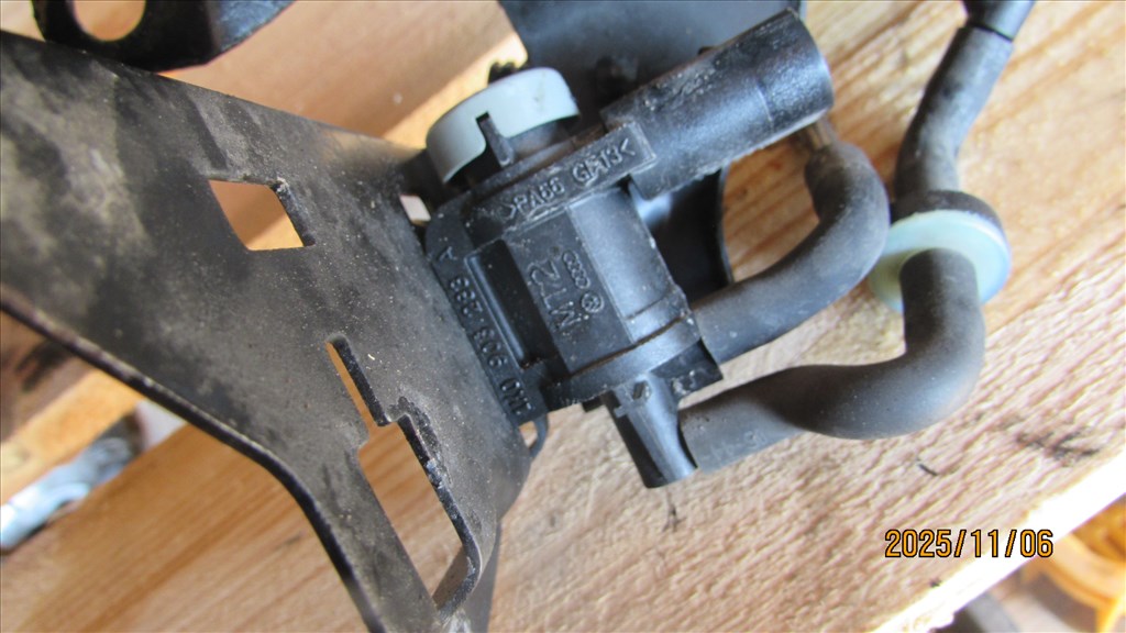 Audi A4 (B8 - 8K) 2.0 TDI quattro vákuumszelep 1k0906283a 1. kép