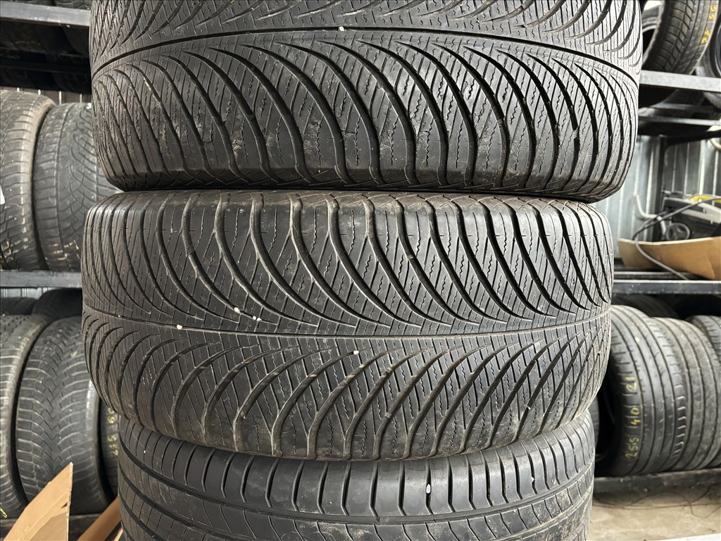 255/55 r18 Goodyear négyévszakos 2db gumi eladó 255/55r18 2. kép