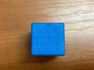 RENAULT FLUENCE (L30) Relé