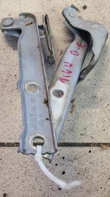 Volkswagen Tiguan motorházfedél zsanér, géptető