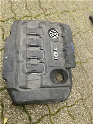 Volkswagen Tiguan felső motorburkolat(03N103925A)