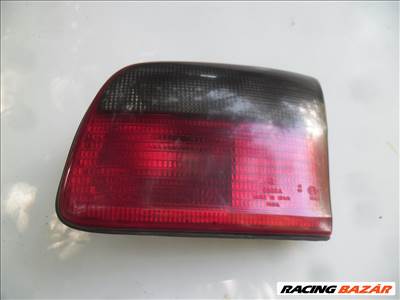 Opel Omega B jobb hátsó belső lámpa + foglalat