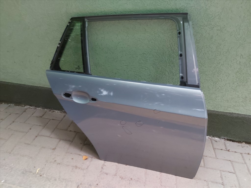 BMW 3-as sorozat E91, E91lci jobb hátsó ajtó 1. kép