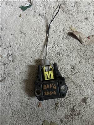 Toyota RAV4 (XA20) ütközés érzékelő szenzor 