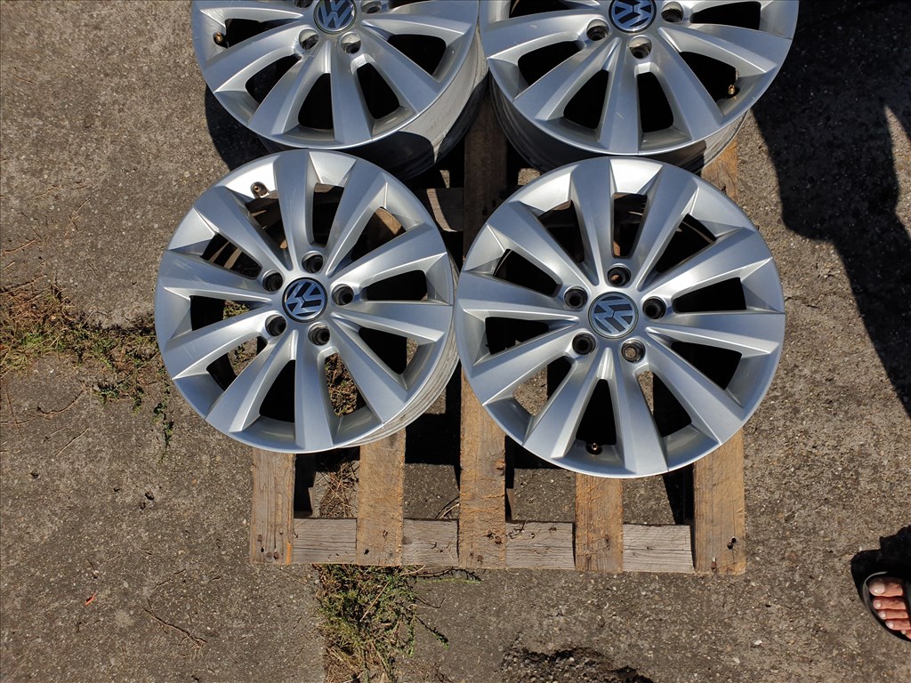 16" 5x112 Volkswagen Passat B8 2. kép