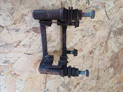 BMW 1 E81 E82  E87 (2005-2011) Jobb Hátsó Féknyereg Tartó