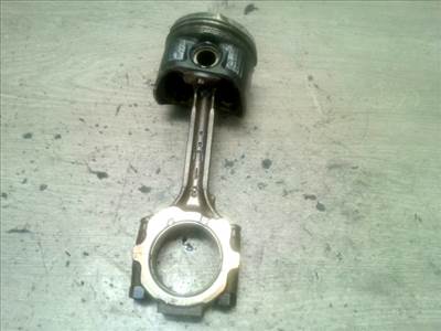 NISSAN MAXIMA A32 1994.03-2001.12 Dugattyú és hajtókar