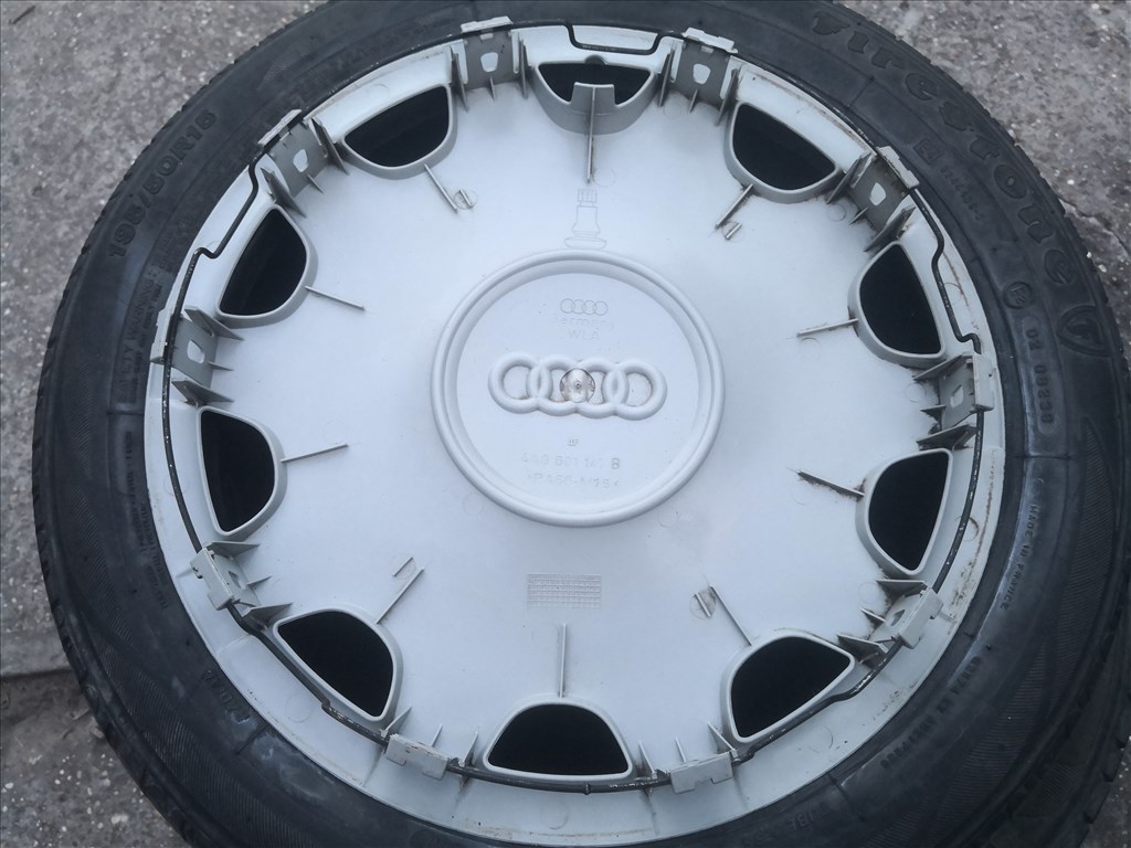 Audi 15-ös gyári dísztárcsa 1db 3. kép