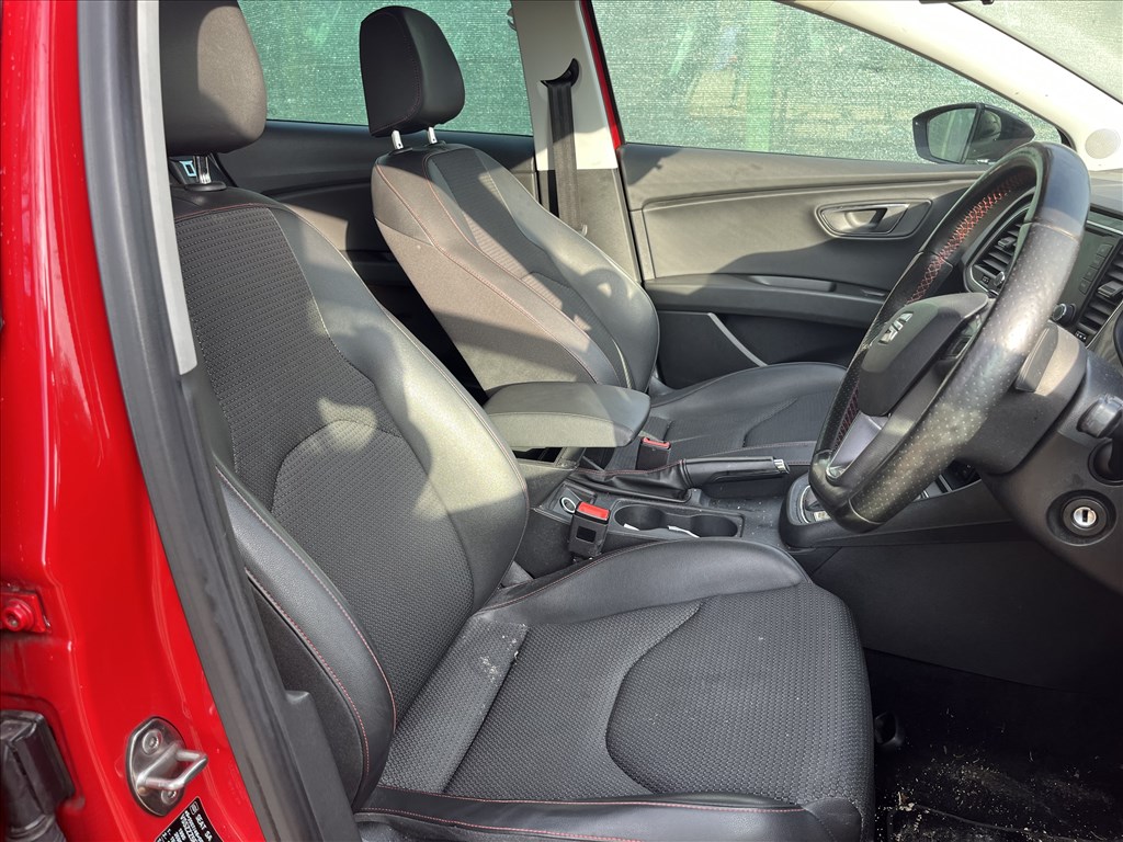 Seat León III FR ülés szett  1. kép