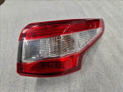 NISSAN QASHQAI (J11) jobb hátsó lámpa 26550-4EA0A