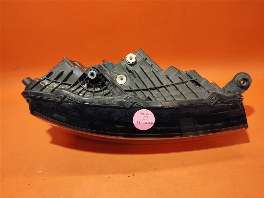 Skoda Scala jobb led lámpa 655941016 (S2.1F.80.1113R)a 2. kép
