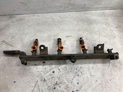 SUZUKI IGNIS II Porlasztó Sor / Híd