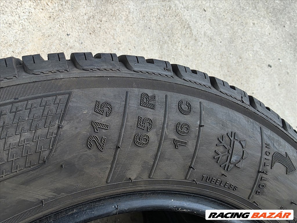  215/65R16C Kléber 4 évszakos gumi 2db jó állapotban eladó! 5. kép