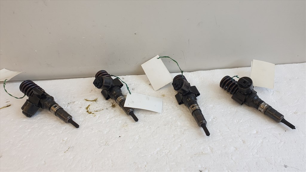 512436 Audi A3, VW, 2.0 16V, B Jelü PD ELEM, 03G130073B, Bosch, Porlasztó 1. kép