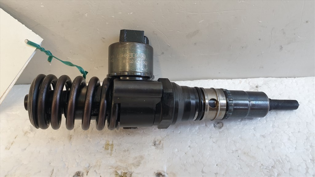 512436 Audi A3, VW, 2.0 16V, B Jelü PD ELEM, 03G130073B, Bosch, Porlasztó 2. kép