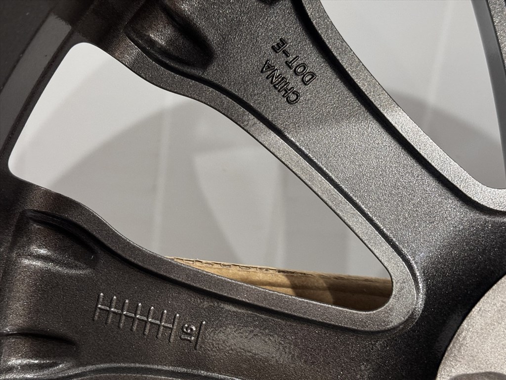 R20 Original Mercedes 8.5J ET62 - A1664013400 / A1664013400 1db alufelni felni 5. kép