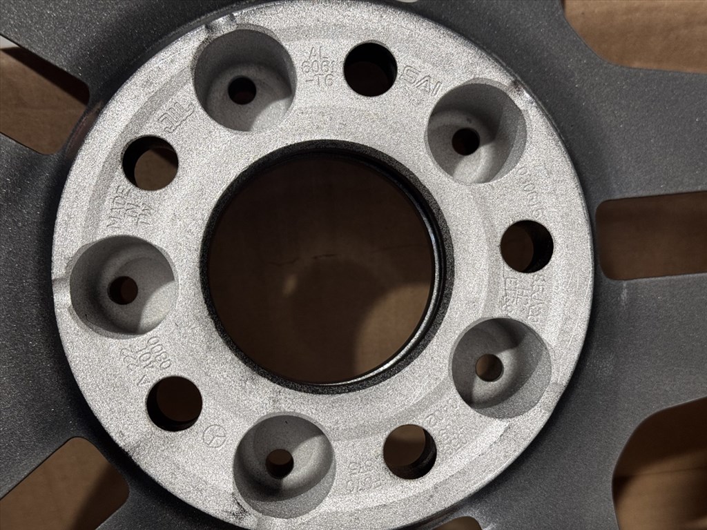 R20 Original Mercedes 8.5J ET39 - A2224010800 / A222 401 0800 1db alufelni felni 3. kép