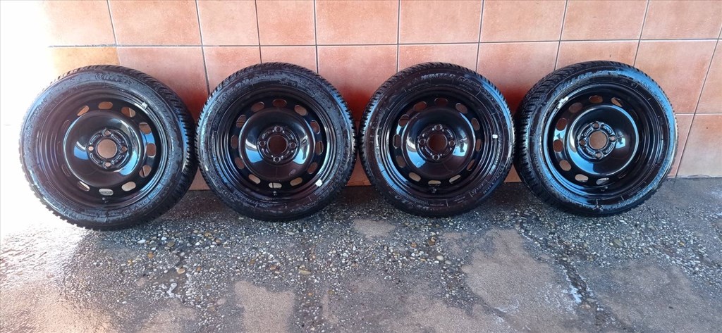 FORD FIESTA 15" LEMEZFELNI 4X108 TÉLI ÚJSZERŰ GUMIKKAL OLCSÓN!!! 1. kép