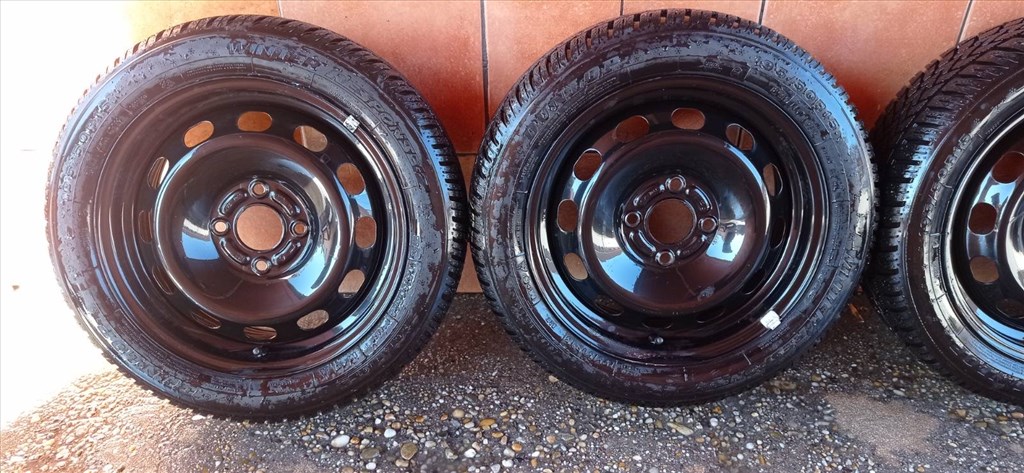 FORD FIESTA 15" LEMEZFELNI 4X108 TÉLI ÚJSZERŰ GUMIKKAL OLCSÓN!!! 3. kép