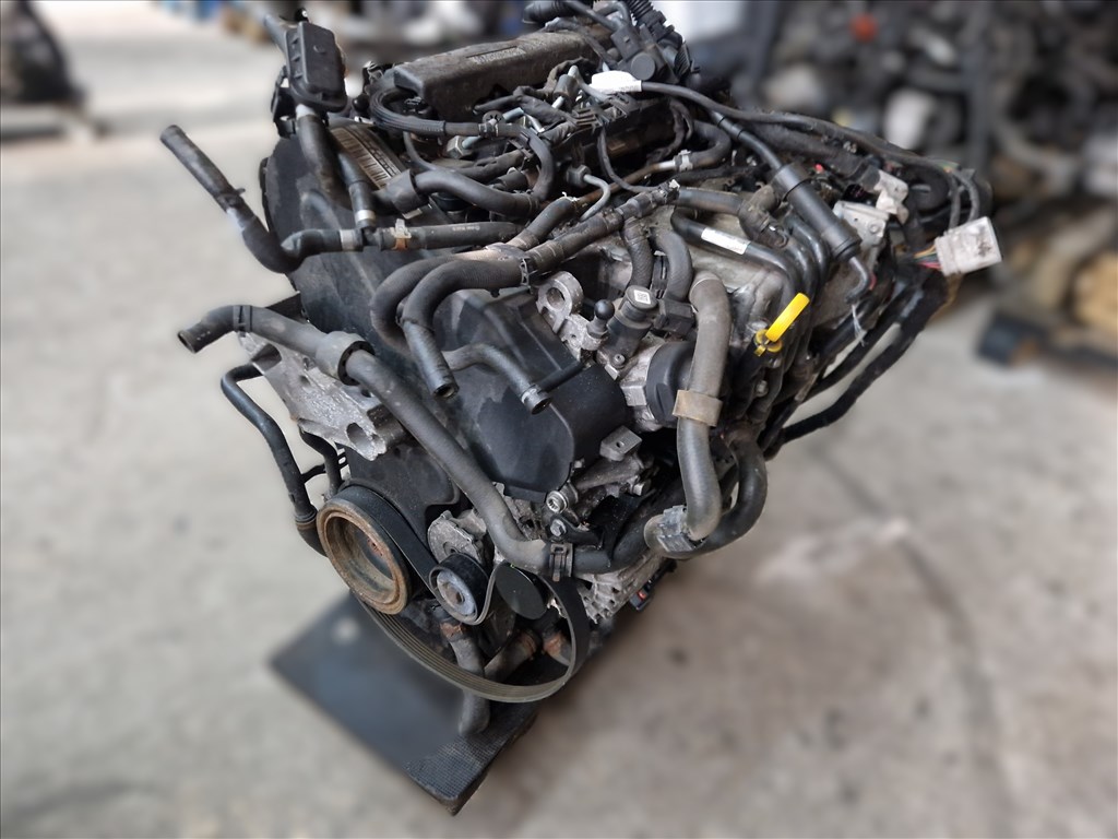 Volkswagen Golf VII 1.6 CR CRK komplett motor (26025) 17. kép