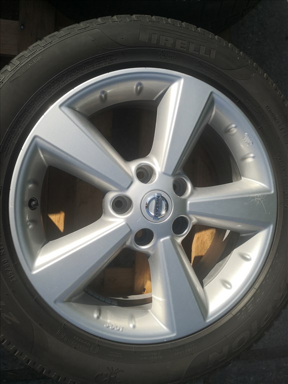 Nissan 17-es gyári alufelnik 5x114,3 2. kép
