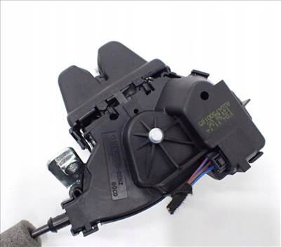 Mercedes C-osztály W204 csomagtér ajtózár A2047500185