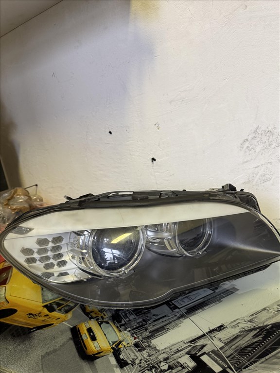 BMW 5-ös sorozat F10/F11 Bmw F10 jobb első xenon fényszóró 7203246 1. kép