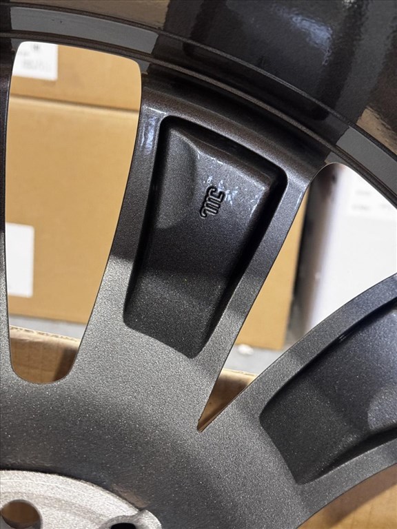 R20 Original Mercedes 9.5J ET50 - A2134014500 / A213 401 4500 1db felni alufelni 2. kép