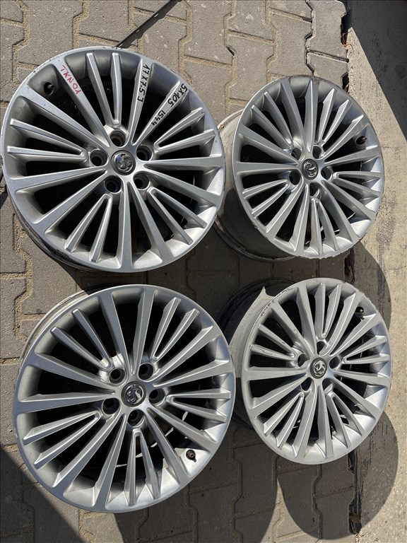  Opel Astra K Astra J Mokka 5x105 lyukosztású 7,5JJ 17" használt gyári alufelni TKN01 1. kép