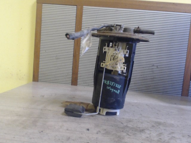 SUZUKI WagonR+ Üzemanyag szivattyú 1. kép