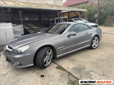 Mercedes SL 350 (R230) bontott alkatrészei