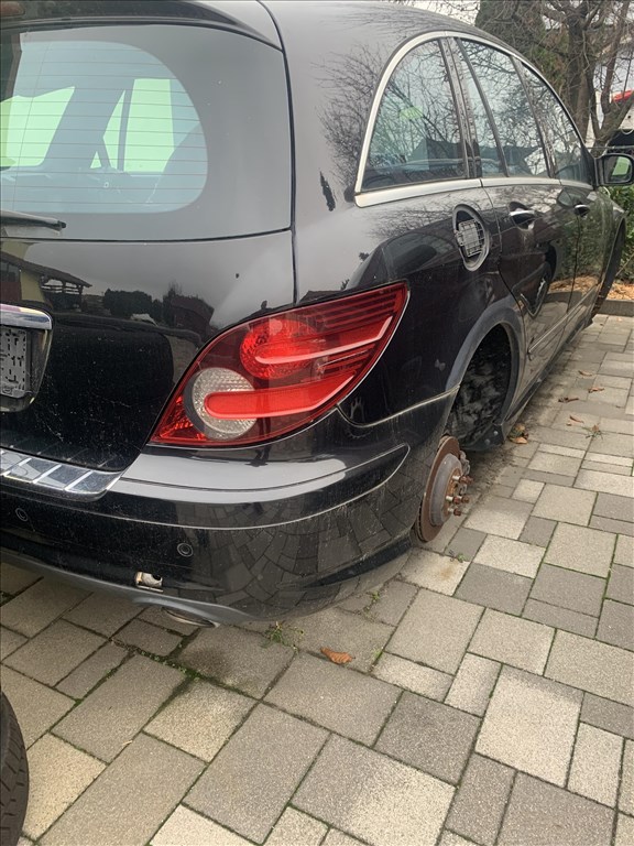 Eladó Mercedes R 280 CDI (2987 cm³, 190 PS) (W251) 2. kép