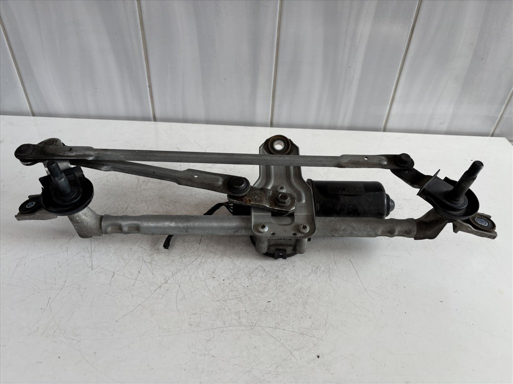 Hyundai Santa Fé (DM/NC) ablaktörlő szerkezet,motor 2. kép