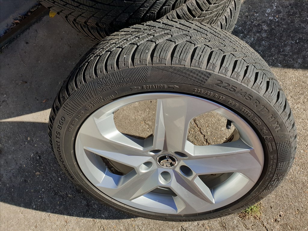 17" 5x112 Skoda Octavia 8. kép