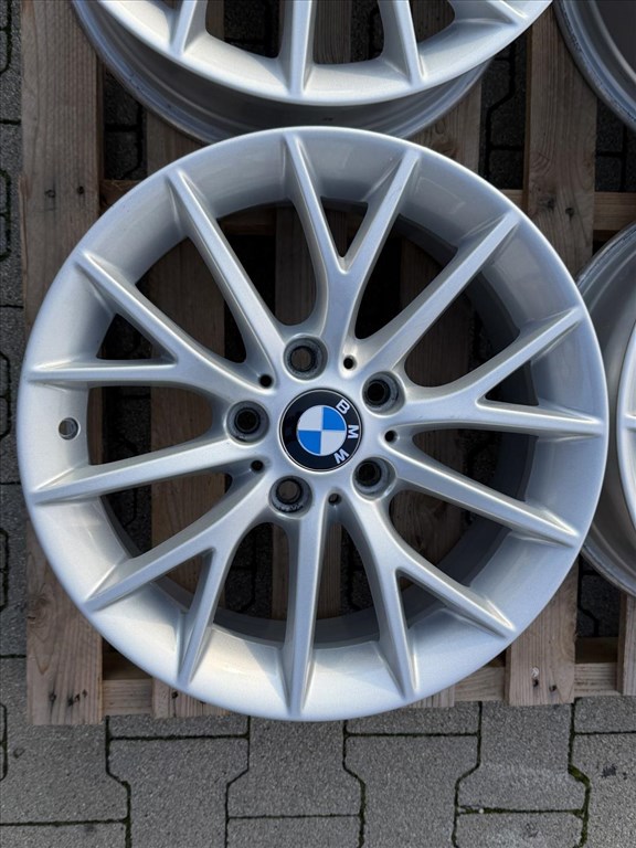 R17 5x120 Original BMW 1er F20 F21 2er F22 F23    Styling 380 - 7J ET40  2. kép