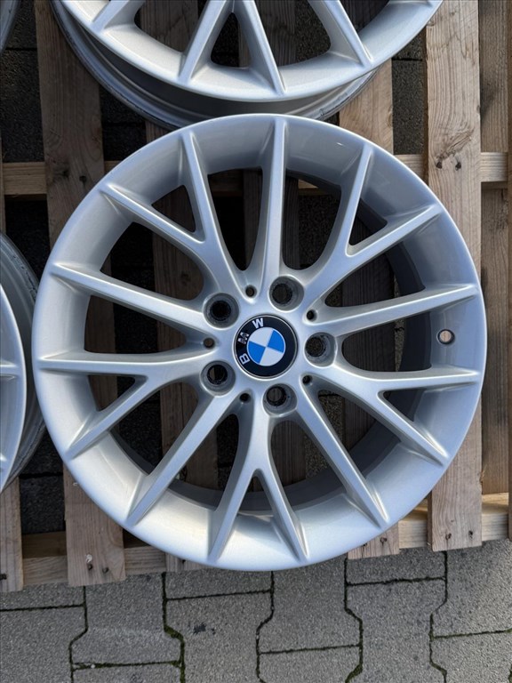 R17 5x120 Original BMW 1er F20 F21 2er F22 F23    Styling 380 - 7J ET40  5. kép