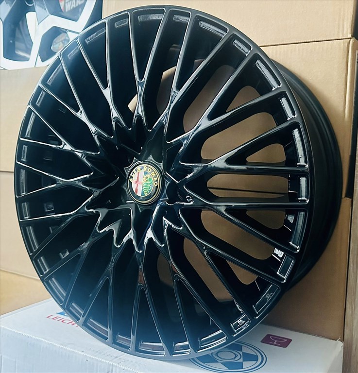  5x110 lyukosztású 18" új (gyári felni) alufelni 2. kép