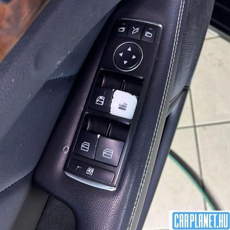 Mercedes-Benz ablakemelő kapcsoló gomb fedél készlet (4db) 2. kép