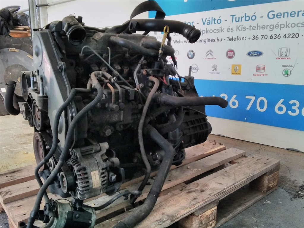 Ford Transit Connect BHPA komplett bontott motor  3. kép