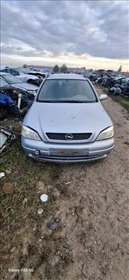 Opel Astra G bontott alkatrészei