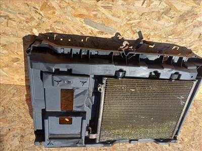 Citroen C2 (2002-2010) 1.4HDI Diesel Homlokfal Részeivel