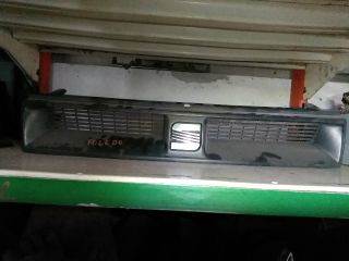 Seat Toledo I Hűtőrács *44742* seat-1l0853653